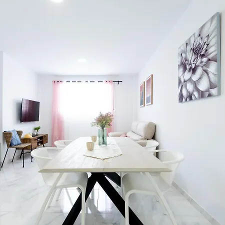 2 Moderno Edificio Emilia Апартаменты *
