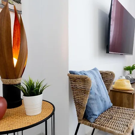 2 Moderno Edificio Emilia Апартаменты Сан-Исидро