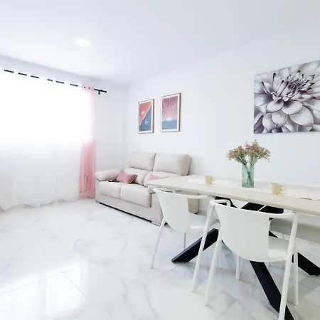 2 Moderno Edificio Emilia Сан-Исидро